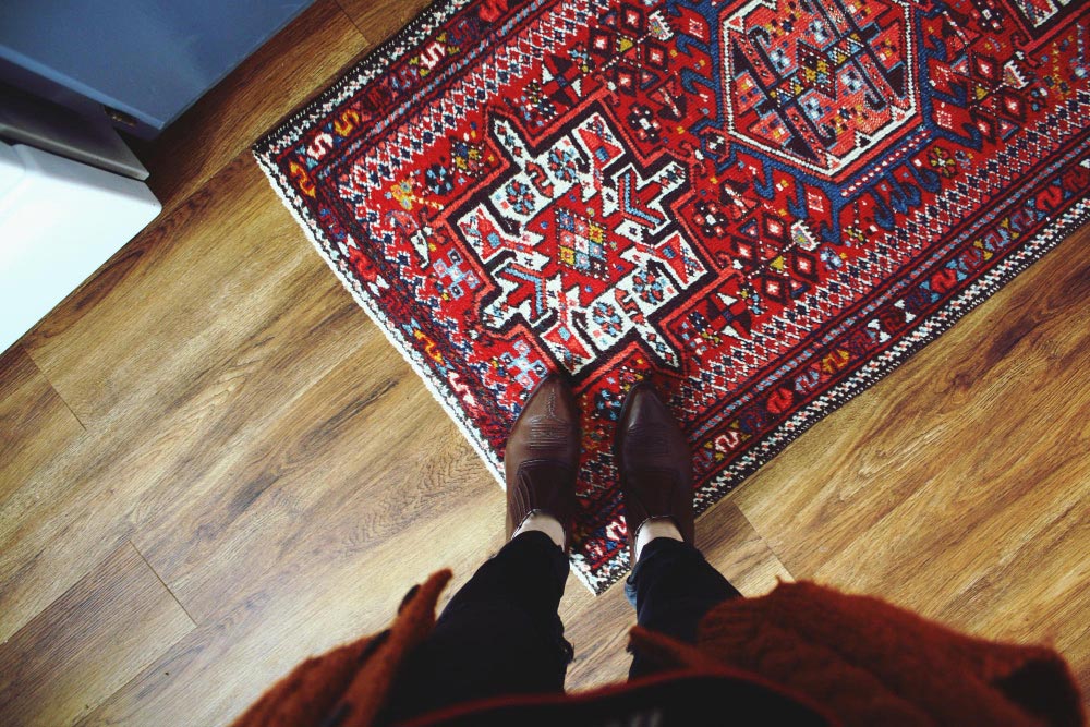 Top Edge Binding Techniques to Stop Unraveling in Carpets